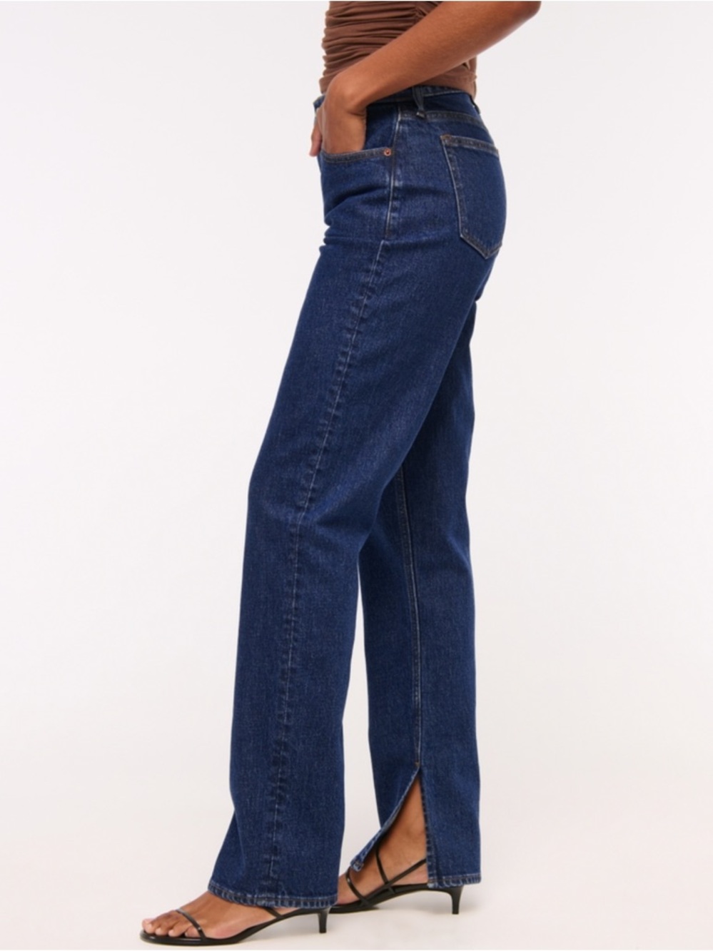 Abercrombie & Fitch Mid Rise 90s Straight Split-Vent Hem Jean Dark